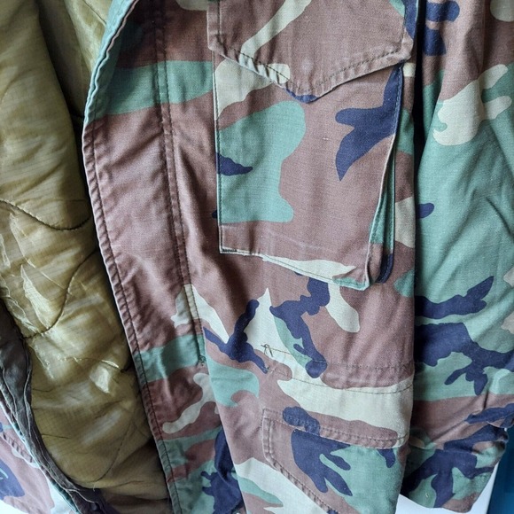 Men's Camouflage Coat SZ M Hunting Military Field Jacket With Liner Cold Weather - Picture 8 of 16